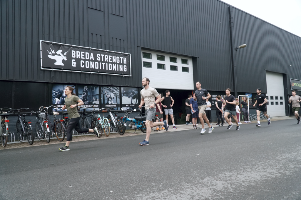 gevarieerd trainen en weten dat de mogelijkheden eindeloos zijn met altijd een warming up als eerste stap in breda