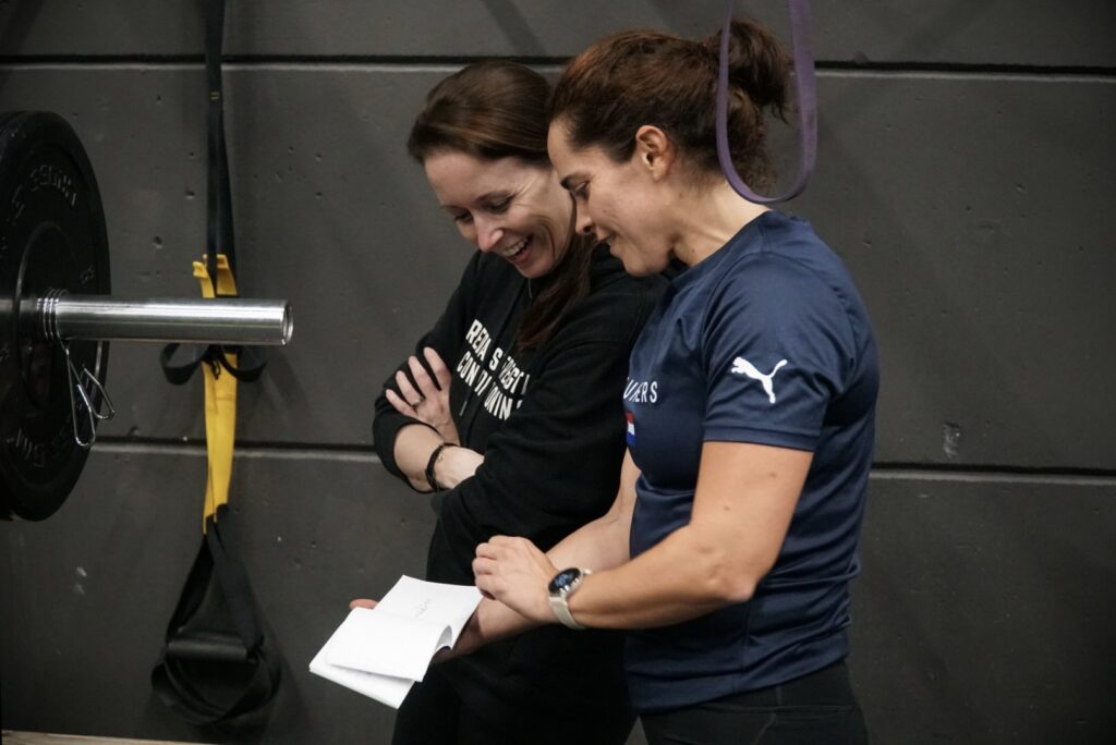 gezonde leefstijl integreren niet met een mannelijke personal trainer maar een vrouwelijke personal trainer