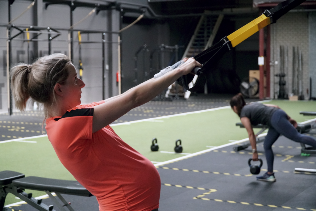 strong mama reviev, zwanger en fit